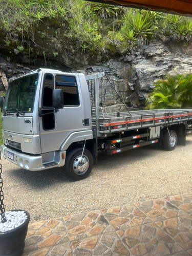 Ford Cargo 816 3/4 4x2 2013