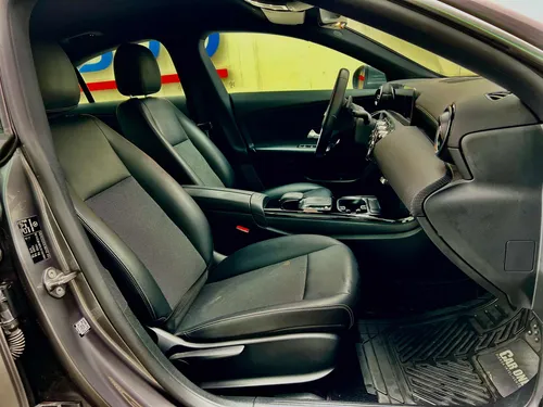Mercedes-Benz Clase CLA 1.6 200 Cgi Sport At