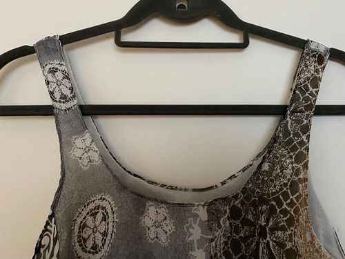Fina Musculosa Top Estampada Con Encaje Marca Conocida