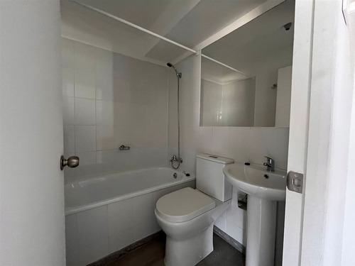 Departamento En Arriendo De 1 Dorm. En La Cisterna