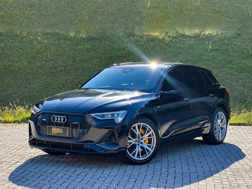 Audi E-tron Performance Black