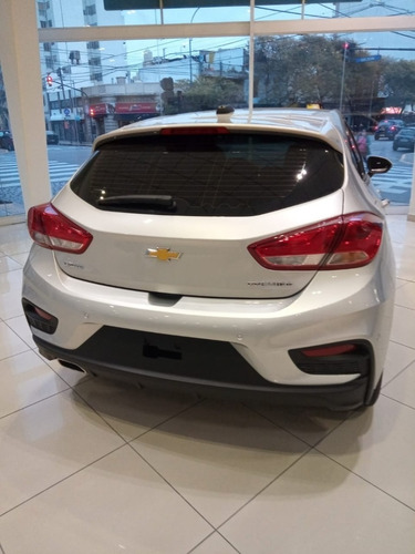 Imagen 2 de 10 de Chevrolet Cruze 5p Premier 2022 Ma