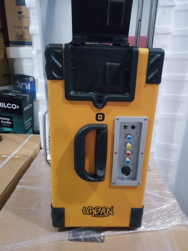 Parlante Portatil Panacom Sp-3412 4500 W