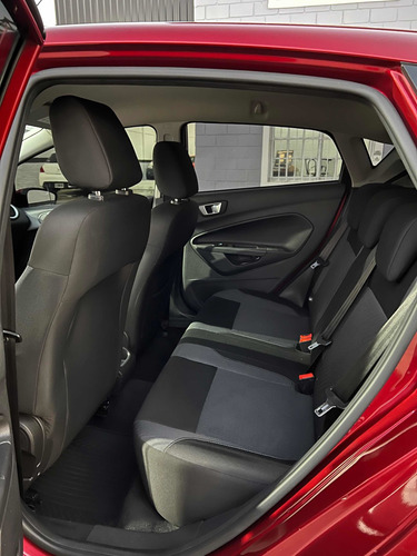 Imagen 16 de 21 de Ford Fiesta Kinetic Design 2018 1.6 Se 120cv
