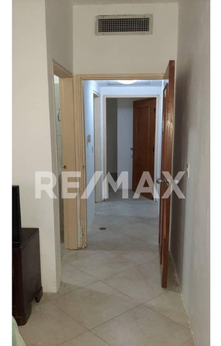 Imagen 4 de 7 de Se Alquila Apartamento En San Miguel Golf Plaza
