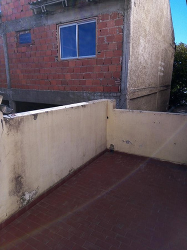Imagen 5 de 18 de Muy Amplio Departamento, 2 Ambientes Con Patio - Centro