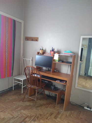Casa En Venta - 4 Dormitorios 2 Baños - 150mts2 - La Plata