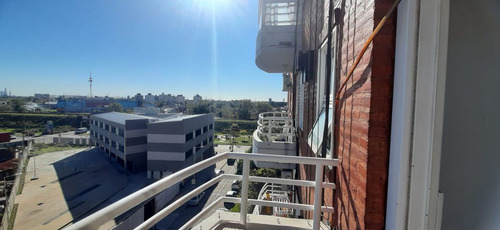 Venta Hermoso Departamento En Sarandí