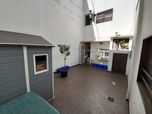 Imagen 8 de 26 de Hermoso Ph En Venta En Caseros Centro Con Cochera Y 2 Patios