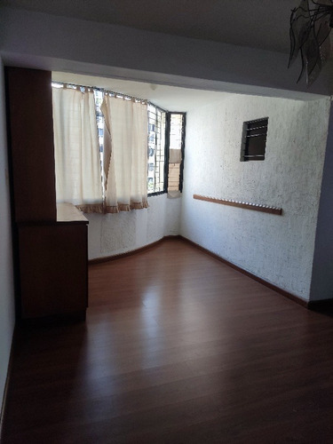 Mariana Castillo Alquila Apartamento En Res Bonsai, Valles De Camoruco - Pla-1756