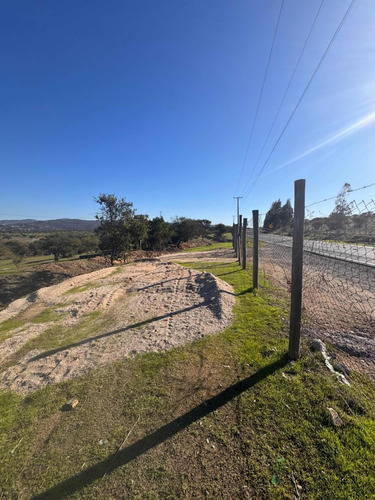 Vendo Parcela A Orilla De Calle En Los Laureles Limache