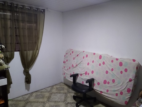 Imagem 10 de 14 de Imóvel Com 2 Casas 1 2 Qtos Sala Coz Wc A Dos Fundos 8x4,50