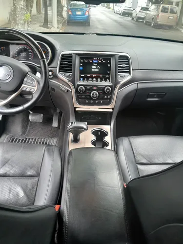 Jeep Grand Cherokee 5.7 Summit 4x4 Mt