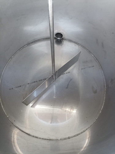 Tanque De Acero Inoxidable Con Agitacion 300 Lts (Usado)