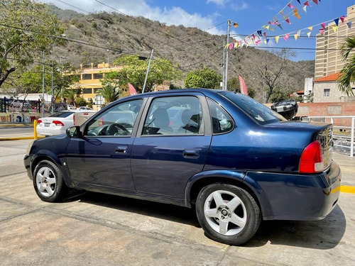 Imagen 3 de 9 de Chevrolet Chevy Sincronico