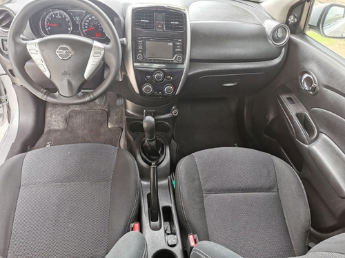 Imagen 9 de 15 de Nissan Versa 1.6 Advance Mt 2017
