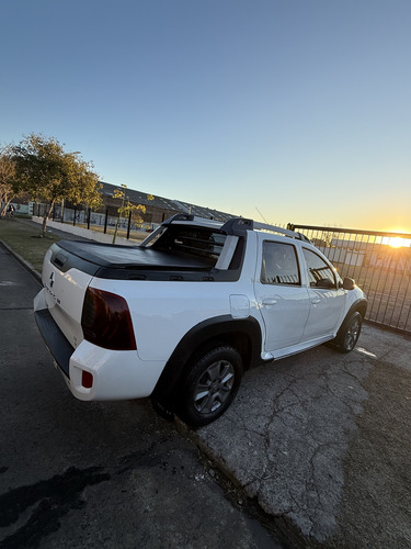 Renault Duster Oroch 2.0 Outsider Plus
