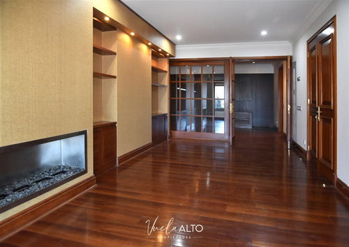Depto.subida Sta. Teresa Vitacura / Jardin Y Piscina Privada