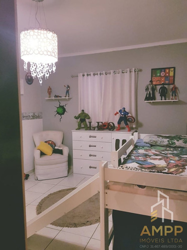 Imagem 5 de 8 de Casas - Sobrado - 855