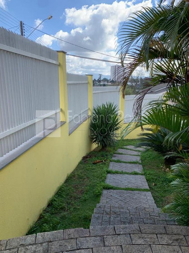 Imagem 4 de 15 de Casa Para Venda Em Arujá, Chácara São José, 4 Dormitórios, 1 Suíte, 3 Banheiros, 4 Vagas - Ca0271_1-1941726