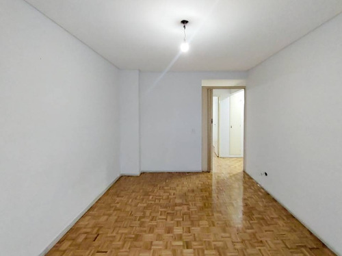 Imagen 3 de 20 de Departamento 2 Ambientes Con Balcón Y Patio, Apto Profesional, Con Baulera En Chacarita