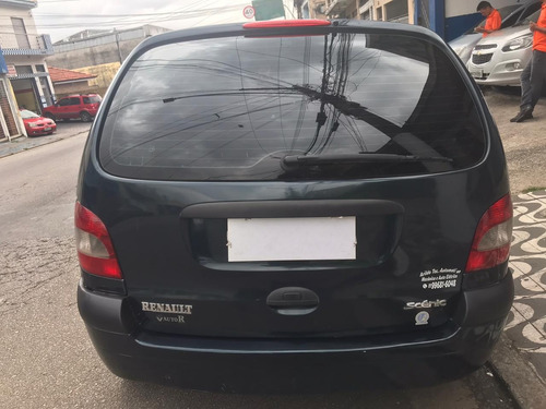 Renault - Scenic 1.6 Authentique - 2005