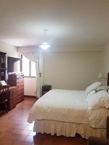 Imagen 5 de 15 de Aparatamento En Venta Urb. Sabana Larga