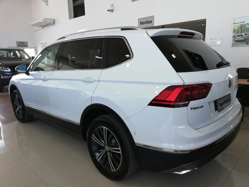 Imagen 6 de 15 de Volkswagen Tiguan Allspace 2.0 Tsi Highline Dsg Nv