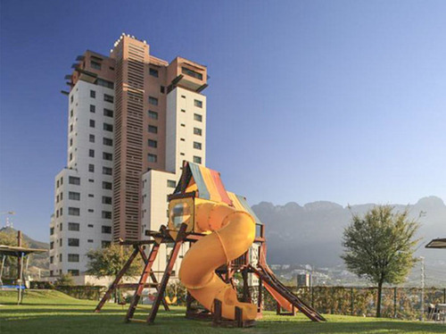 Departamento En Venta En Torres Arcángeles, Valle Oriente, San Pedro