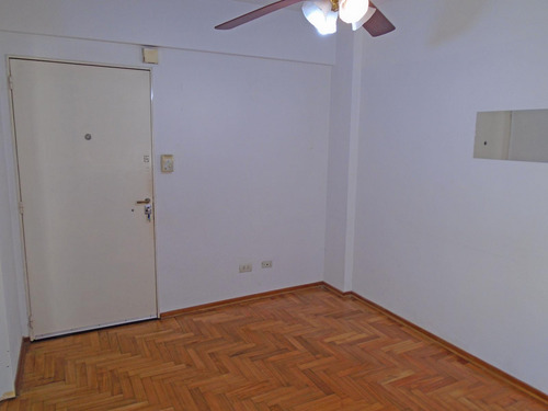 Venta Departamento De 2 Ambientes En Vicente López