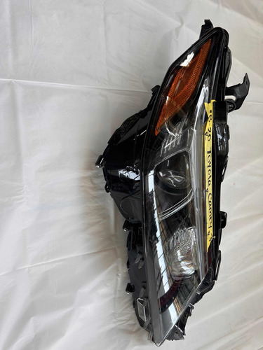 Faro Derecho Toyota Cambry 18-20 Con Detalle