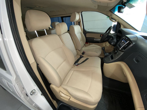 Minibus Hyundai H-1 Lxrv50