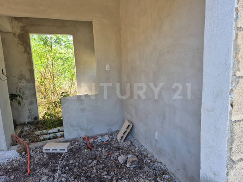Se Vende Terreno En Citilcum Izamal En Yucatán De 600 M2 Con Construcción