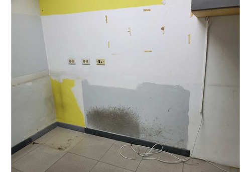 Alquilo Local Comercial 87m2 La Castellana 4656