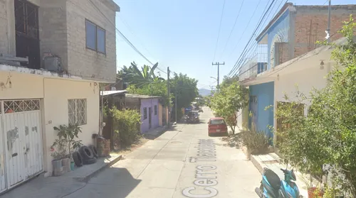 Casa En Venta ¡remate Bancario! -cerro Tlacotepec, Los Insurgentes, Iguala De La Independencia, Guerrero. -jmjc10