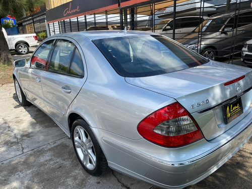 Imagen 6 de 8 de Mercedes Benz E 500 2009 Plata