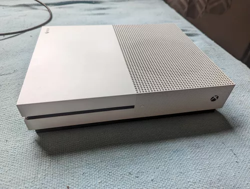 Xbox One S 1tb 2 Controles Usado