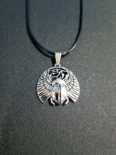 Imagen 3 de 8 de Collar Amuleto Egipcio Escarabajo Ojo De Horus De Proteccion
