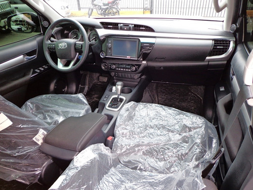 Imagen 7 de 10 de Toyota Hilux Diesel 2021 4x4 Automático