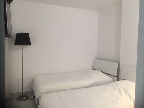 Excelente Apartamento Frente Al Mar Sunny Isles