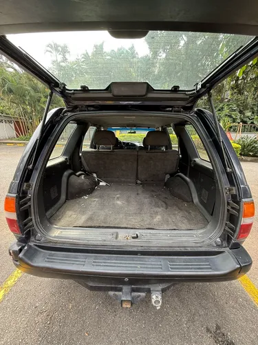 Nissan Pathfinder Std