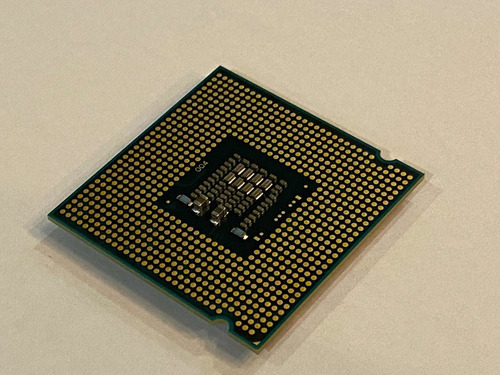 Imagem 2 de 3 de Processador Intel Celeron 2.50 Ghz E3300