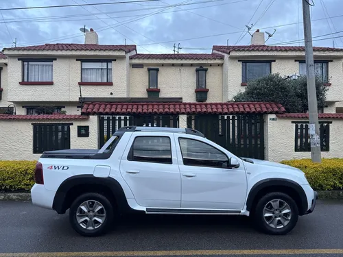 Renault Duster Oroch 2.0 Dynamique 4X4 At