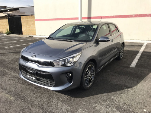 Imagen 4 de 15 de Kia Rio 5 Puertas
