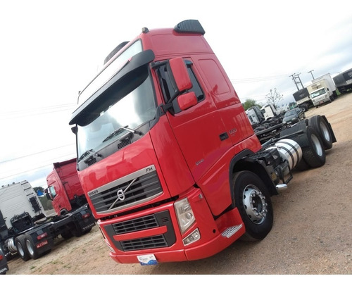Imagem 3 de 17 de Volvo Fh500 Globetrotter 6x2 2013