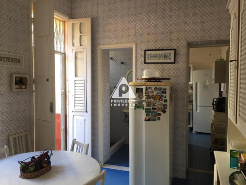 Imagem 15 de 29 de Maravilhosa Casa Em Rua Nobre Da Gávea, Com 5 Quartos, 3 Vagas, Jardim E Linda Área Externa! - 36910