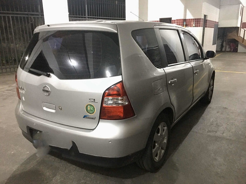 Nissan Livina 1.8 Sl Flex Aut. 5p 2010