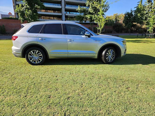 2019 Volkswagen Touareg Tdi 3.0 Auto R Line 4wd