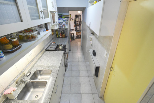 Venta Block Departamentos 4 Ambientes Cocheras Villa Real Apto Credito