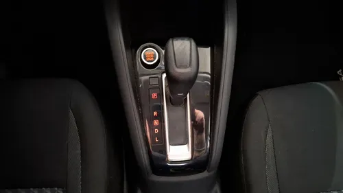 Nissan Versa 1.6 Sense Cvt